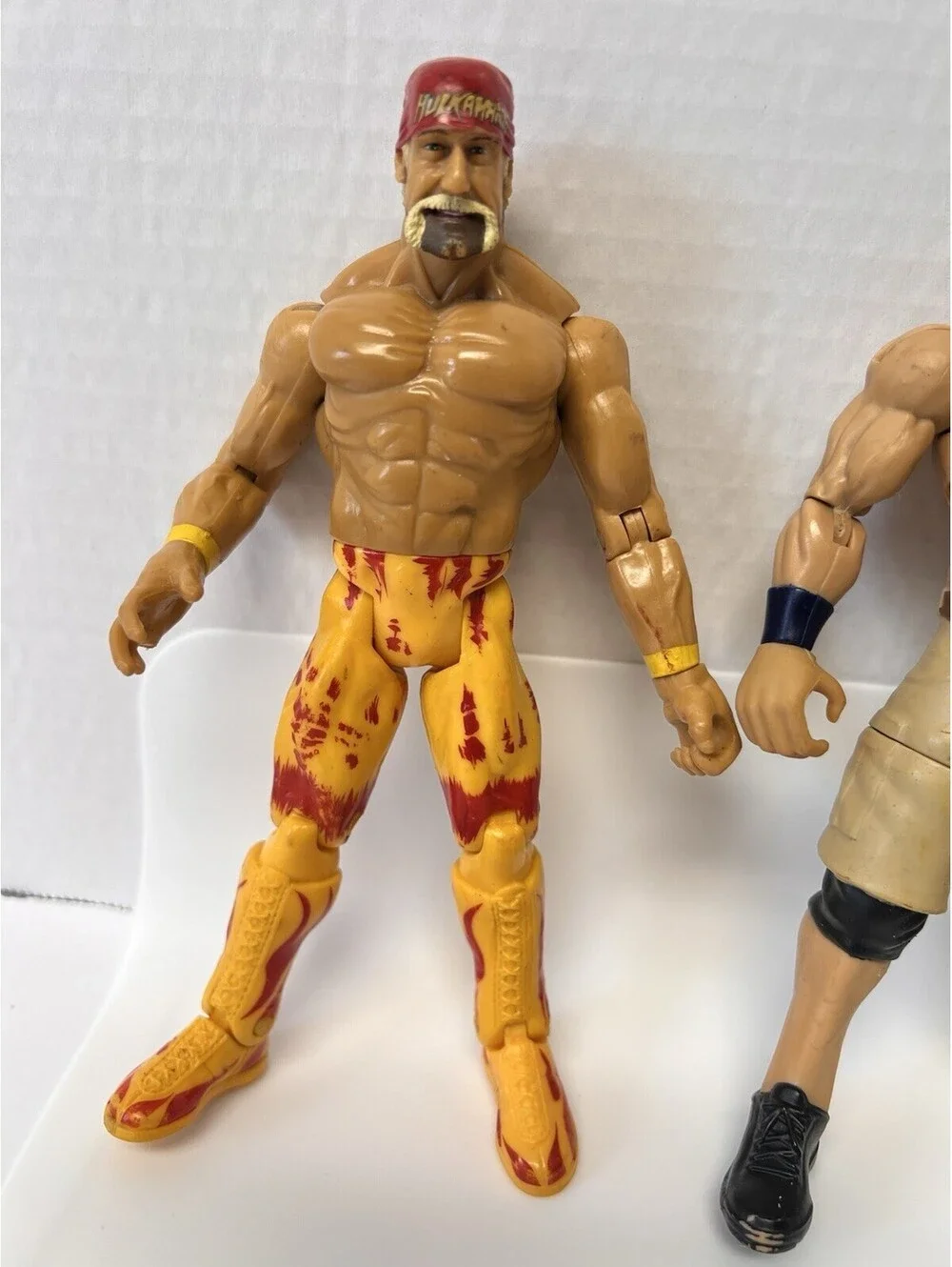 Lot WWE/WWF Wrestling Action Figures 1999 Hulk 2003 Miz Anglo Montez Profit